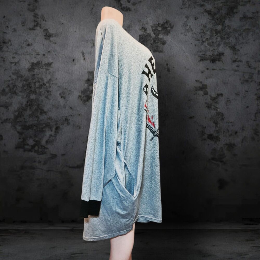 NWOT Stranger Things Hellfire Club Oversized Pajama Sleepshirt Pockets 2X - Picture 5 of 9